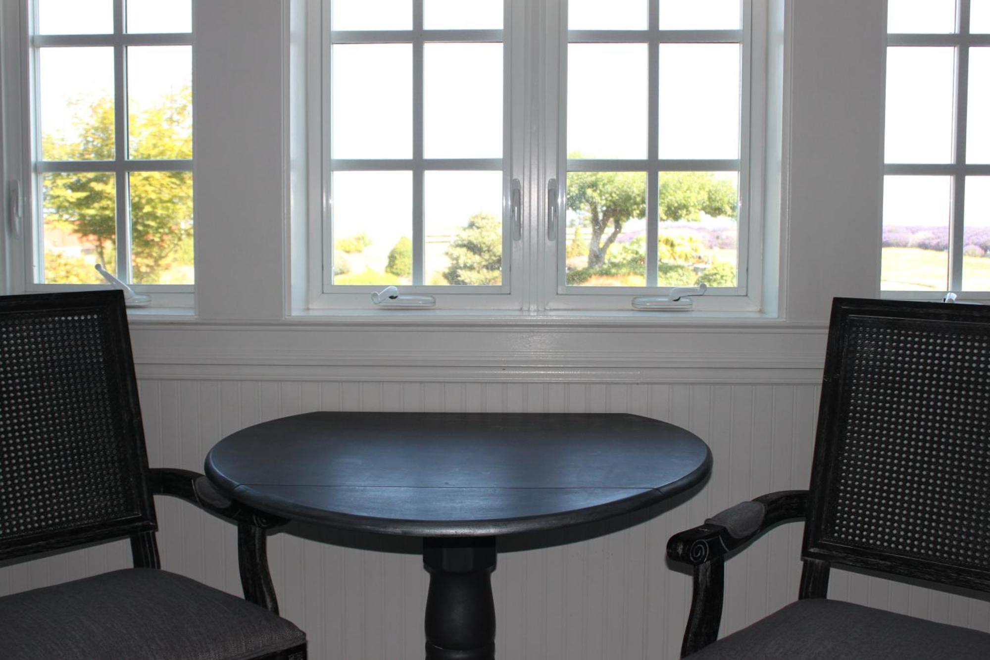 Dungeness Barn House Bed And Breakfast At Two Crows Farm Sequim Exterior foto
